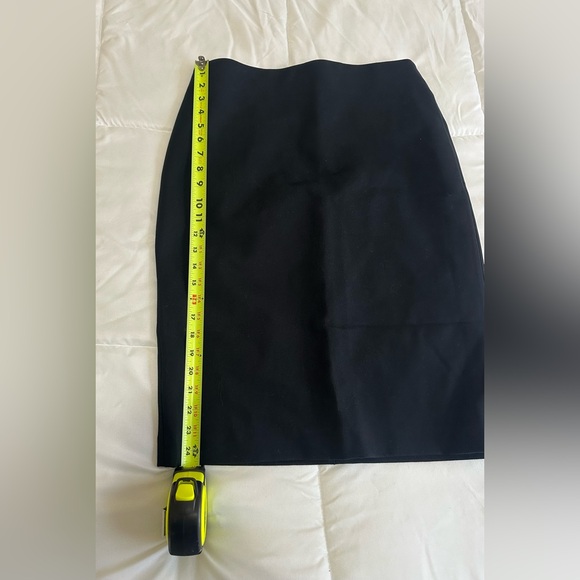 New SPANX Shaping Pencil Skirt Sz Large in Classic Black - Picture 5 of 6